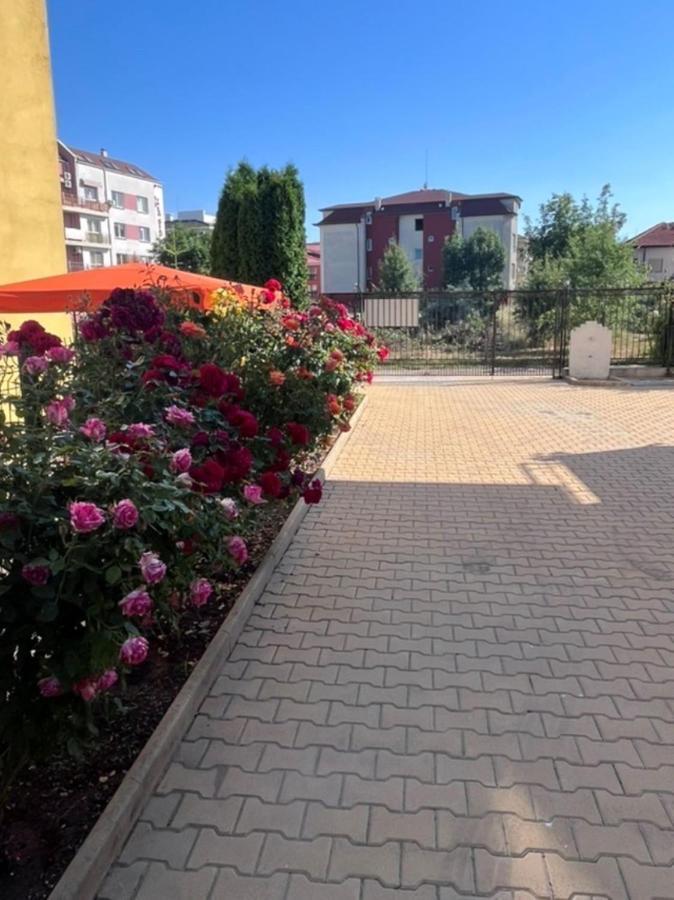 Къща За Гости Canavan'S Ravda Esterno foto